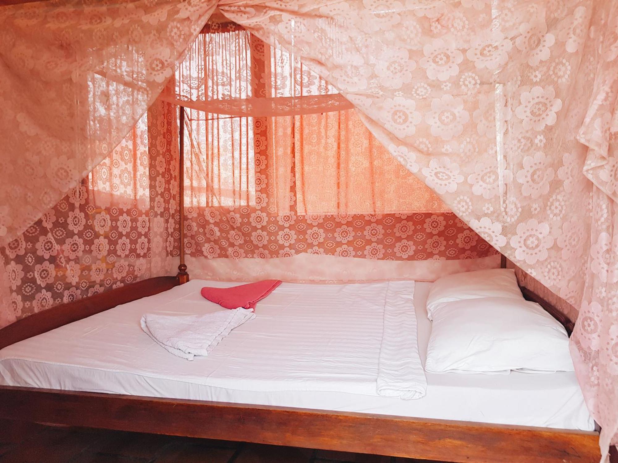 Ganesha Hostel باتامبانغ الغرفة الصورة