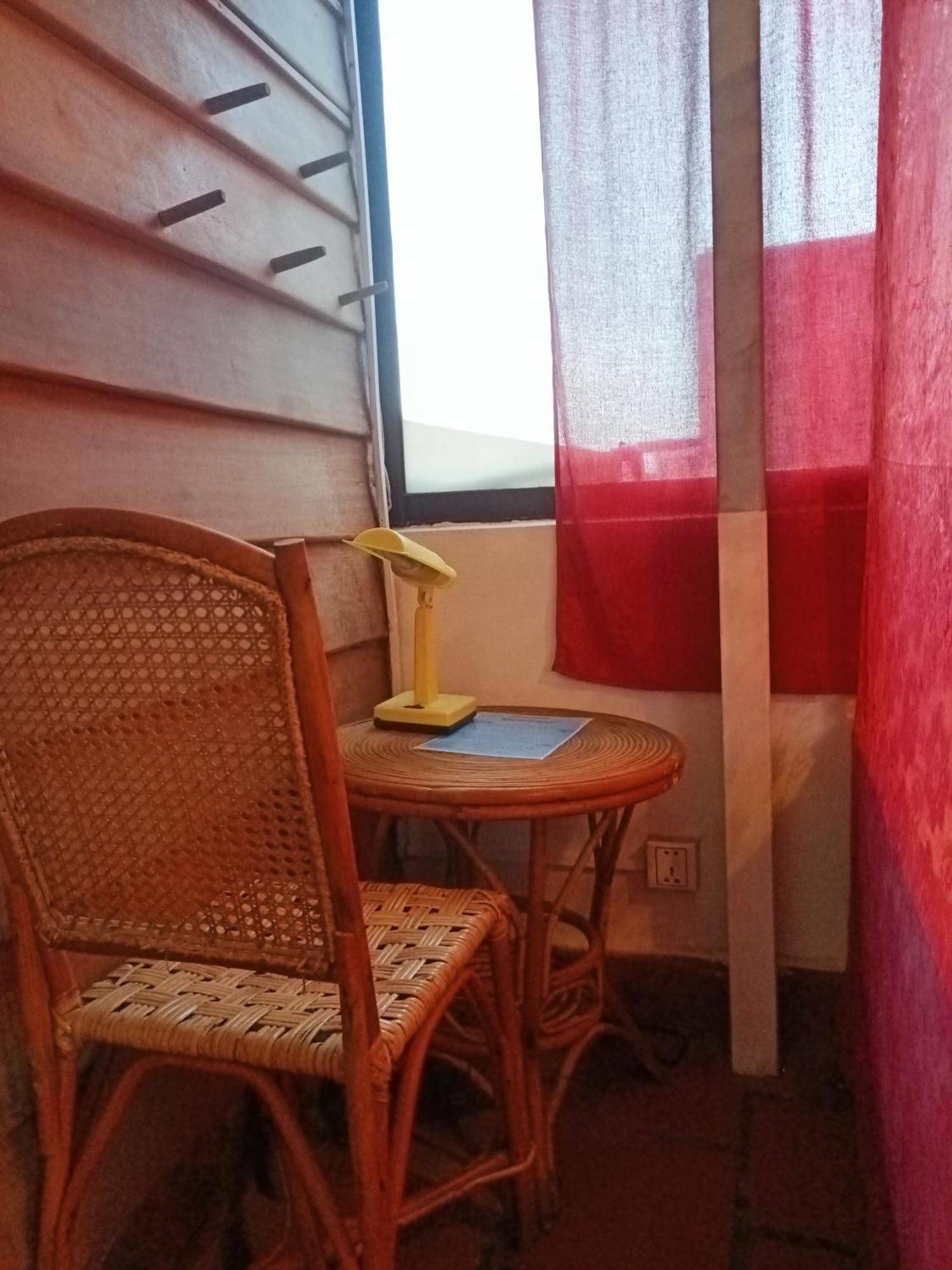 Ganesha Hostel باتامبانغ الغرفة الصورة
